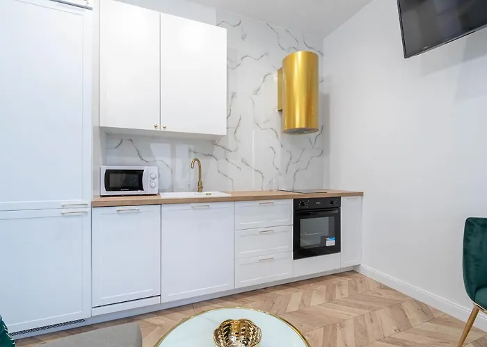 Golden Circles No.2 Apartment *