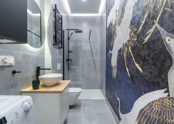 Golden Circles No.2 Posen