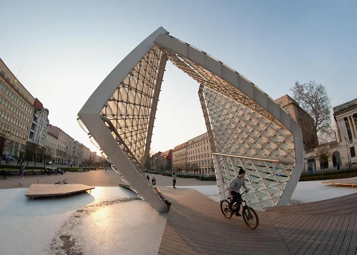 Golden Circles No.2 Apartment Posen